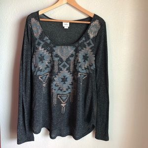 Daytrip long sleeved shirt, beautiful detail